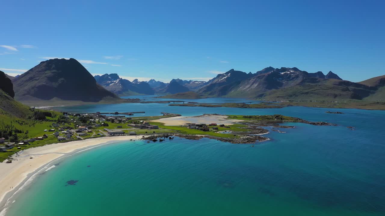 비치 로포텐 제도는 노르웨이의 노르드랜드 카운티에 있는 군도이다.
