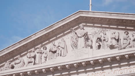 gable of the bank of england building in london