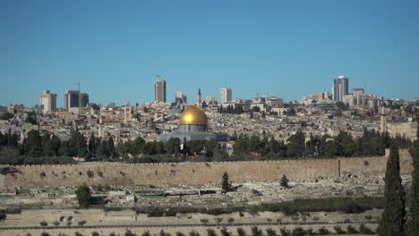 Israelisches-Stadtbild,-Felsendom-Und-Andere-Gebäude