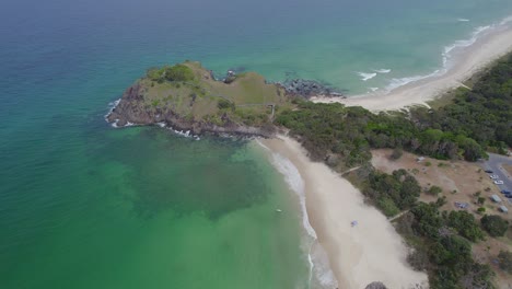 Playa-De-Cabarita-Y-Promontorio-De-Norries-En-Nsw,-Australia---Toma-Aérea-De-Drones