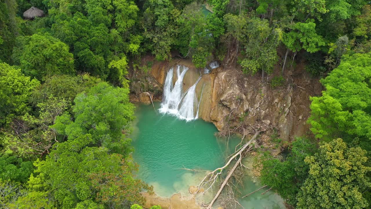 antena: cascadas tropicales roberto barrios cascada en mexico
