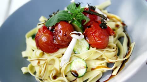 Close-up-of-fettuccine-pasta