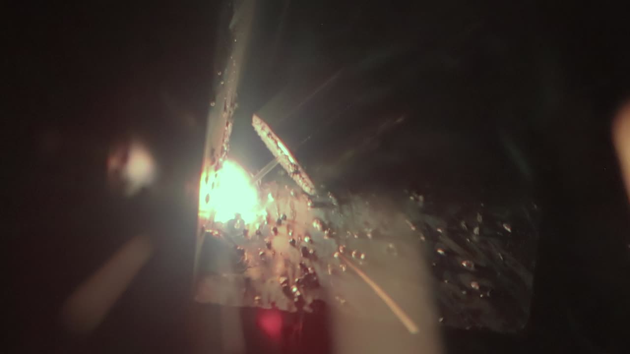 가스 금속 아크 용접 (gmaw) 클로즈업.