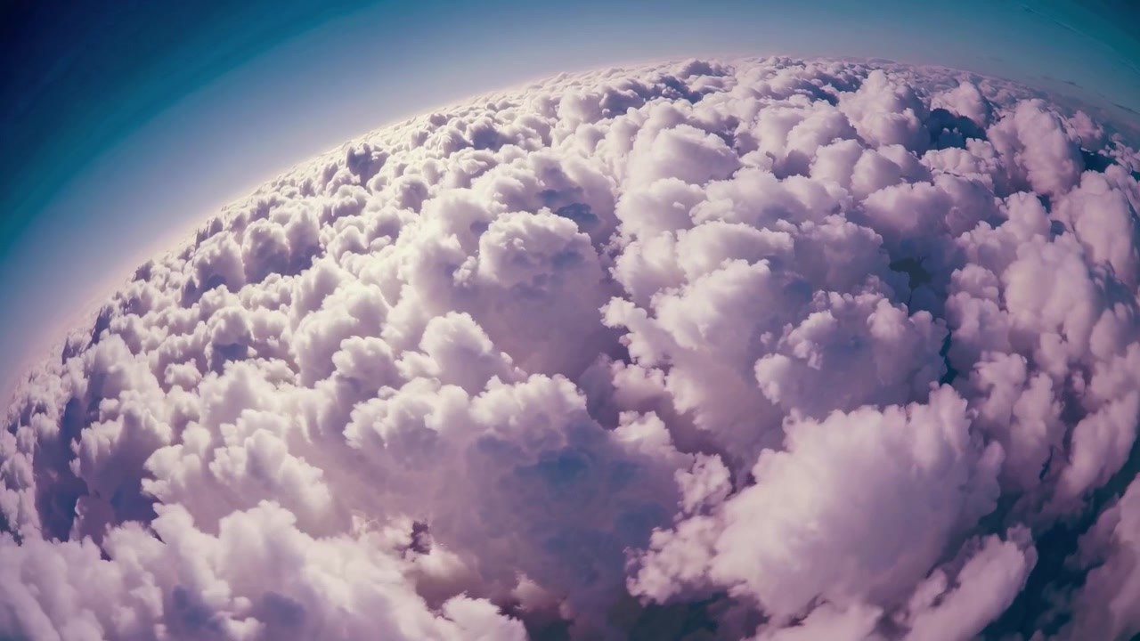 Vista aerea di nuvole dense dall'alto