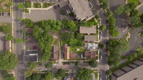 Overhead-shot-of-urban-neighborhood