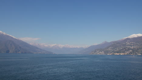 Ruhige-Aussicht-Auf-Den-Comer-See-In-Der-Nähe-Der-Stadt-Bellagio-In-Der-Lombardei,-Italien