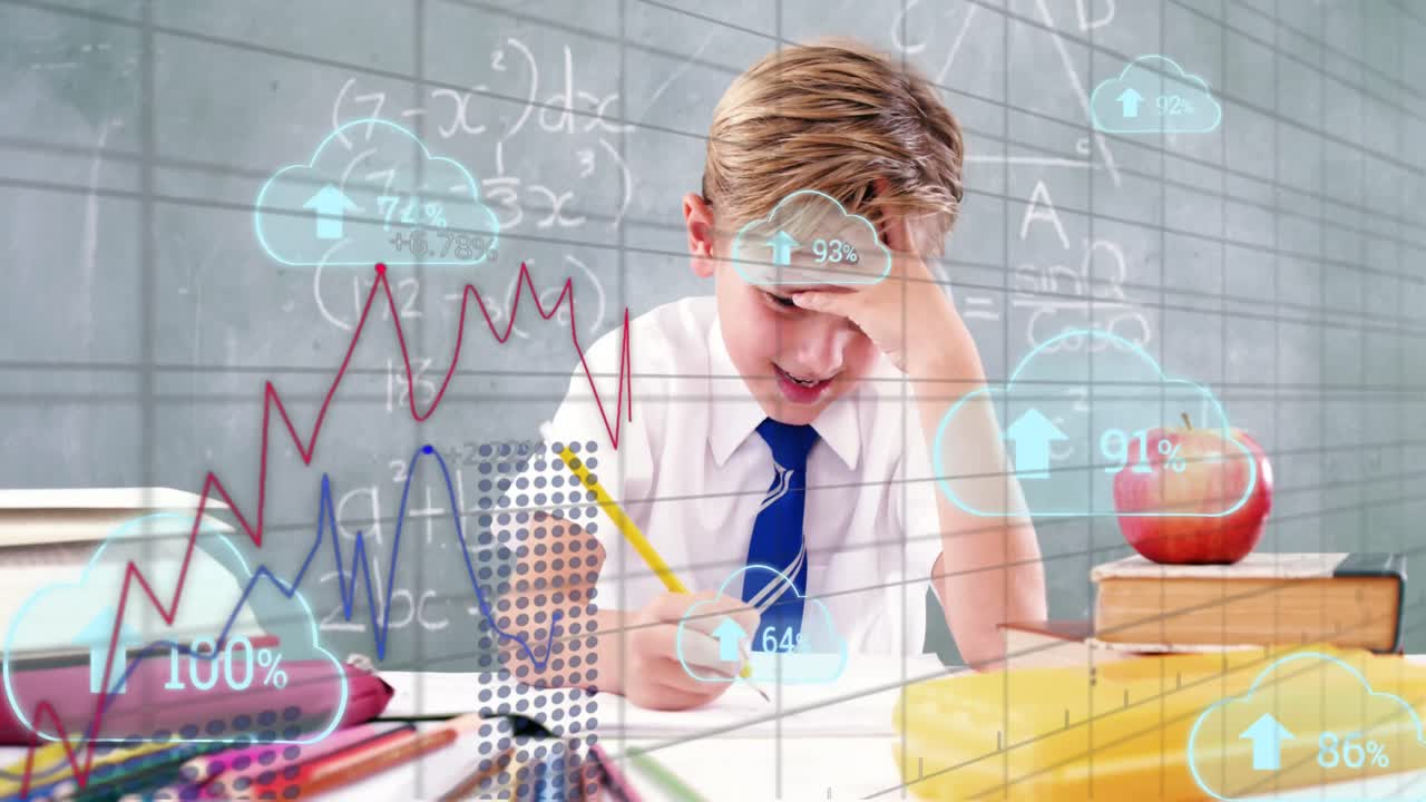 animación de nubes con procesamiento de datos sobre un escolar caucásico