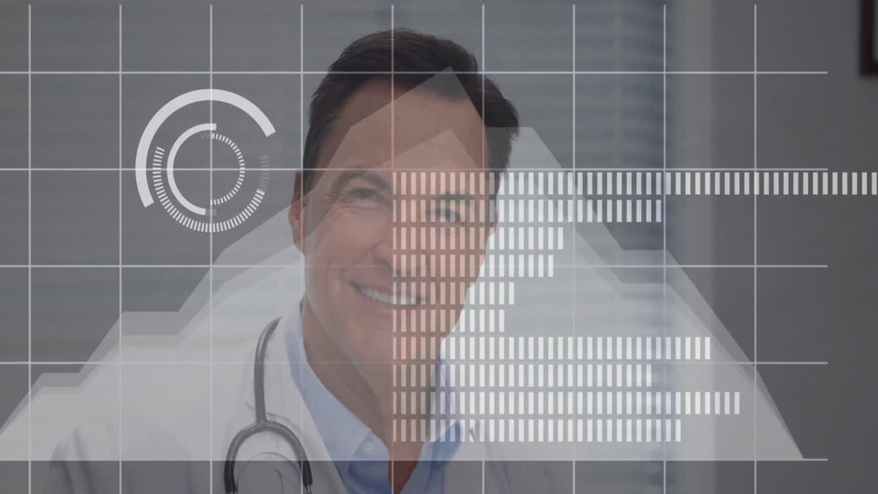 animación de círculos de carga y barras sobre un doctor caucásico sonriente sentado en una silla en el hospital