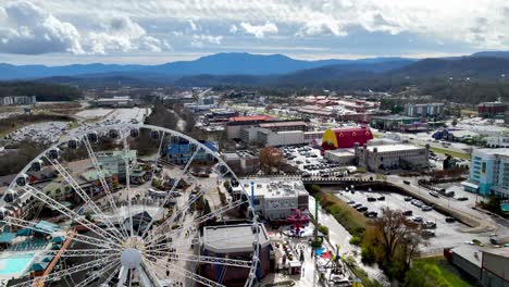 fast aerial pullout pigeon forge tennessee