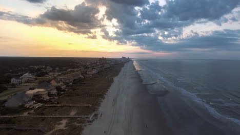 Drohnenaufnahmen-Eines-Wunderschönen-Sonnenaufgangmorgens-In-Myrtle-Beach,-Sc