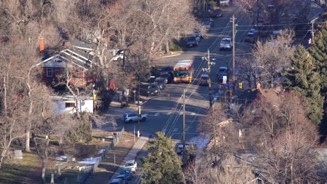 Vista-Aérea-De-La-Zona-Residencial-De-Boulder,-Colorado