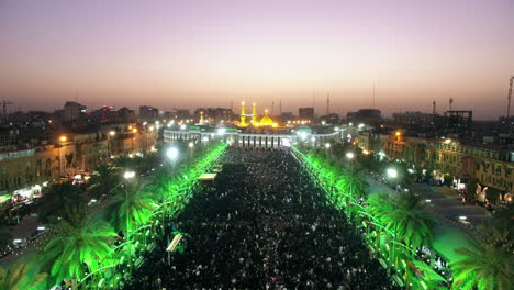 Shiite-pilgrims-in-Karbala-between-mosques-drone-flay-cam