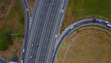 Drohnenaufnahmen-Bei-Nlex-Mit-Mäßigem-Verkehr