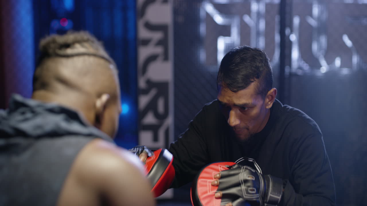 학생은 곧 마스터가 될 것입니다.