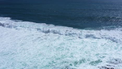 Chaihuin-zone-of-south-of-Chile-in-south-Patagonia,-big-waves-perfect-to-surf