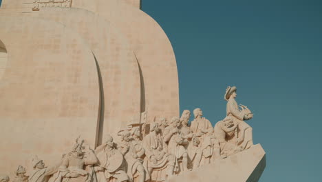 monumento a los descubrimientos, lisboa, portugal - vista detallada