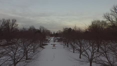 Snow-Day---Flying-Shot-of-Fairmount-Park-in-Philadelphia,-PA---Drone-Footage