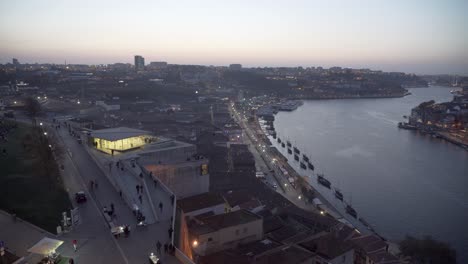 Vista-Panorámica-De-La-Ciudad-De-Porto-En-La-Noche-Portugal