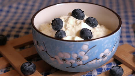 yogur con arándanos