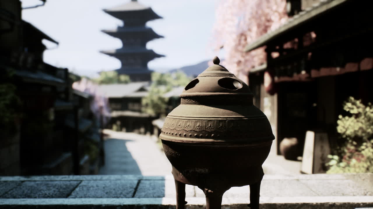 jardín japonés con quemador de incienso y pagoda