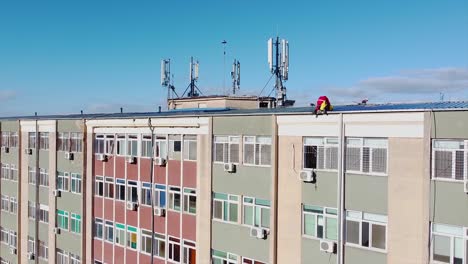 Santa-climbing-down-a-hospital-drone-shot