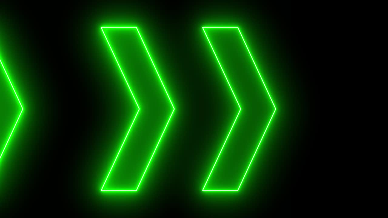 animación de flechas de neón brillantes de 4k. moviendo las flechas verdes a la derecha aisladas en un bucle sin costuras de fondo negro.