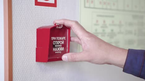 activación de un sistema de alarma de incendio