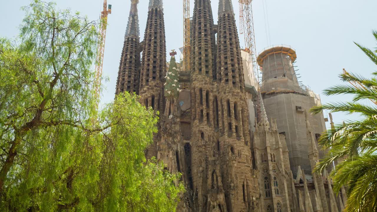 Sagrada Familia under Construction