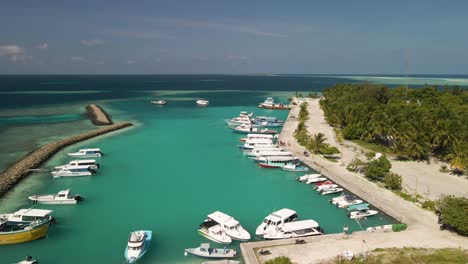 orbit shot of rasdhoo island in maldives