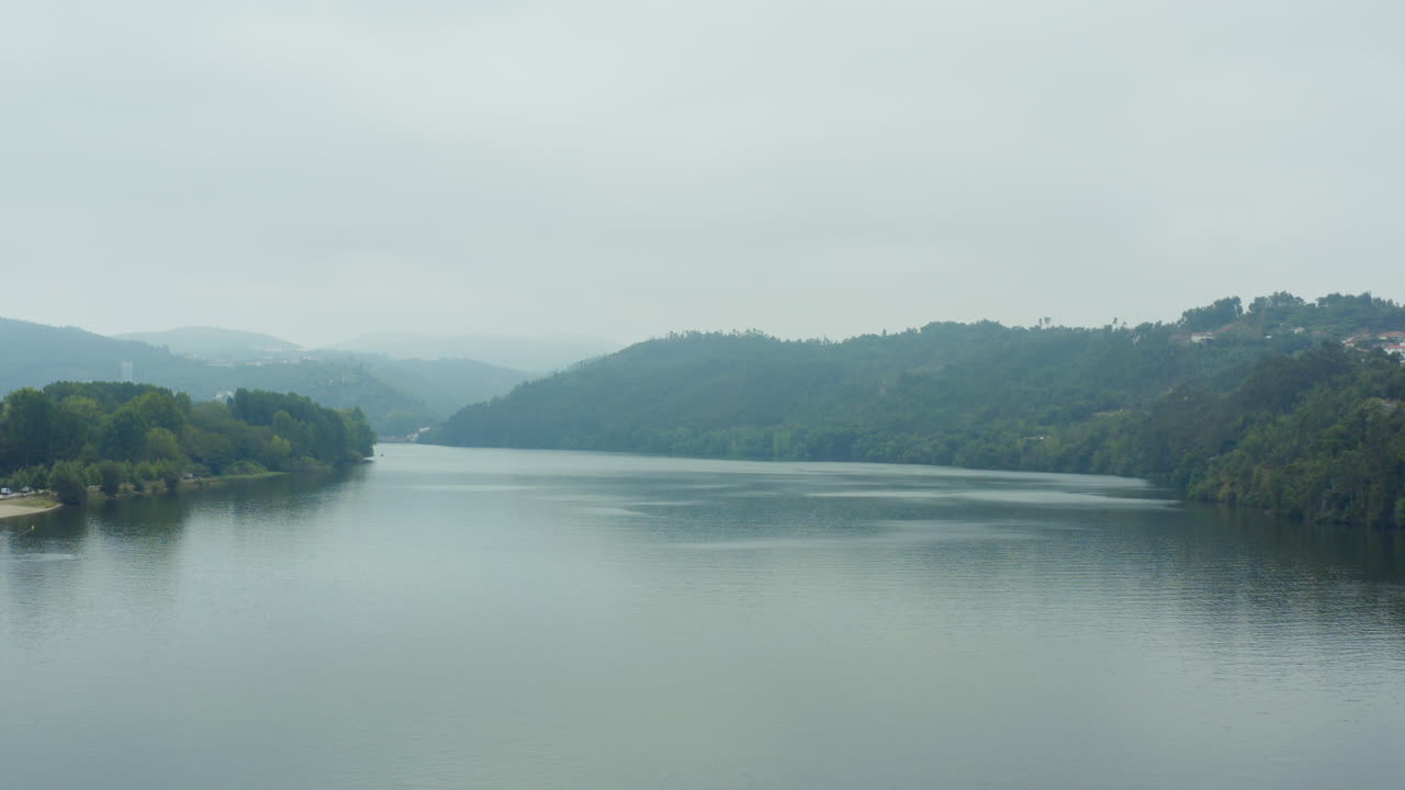 애도에서 douro 강의 파노라마 샷