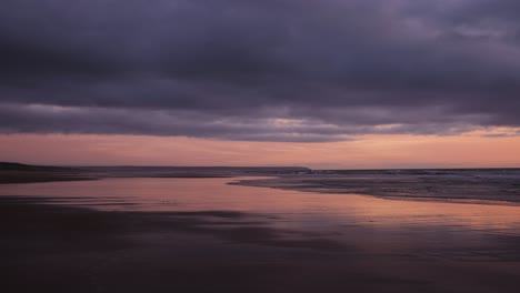 Colorido-Atardecer-En-El-Timelapse-De-La-Playa