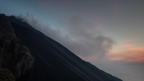 stromboli sunset 4k 01