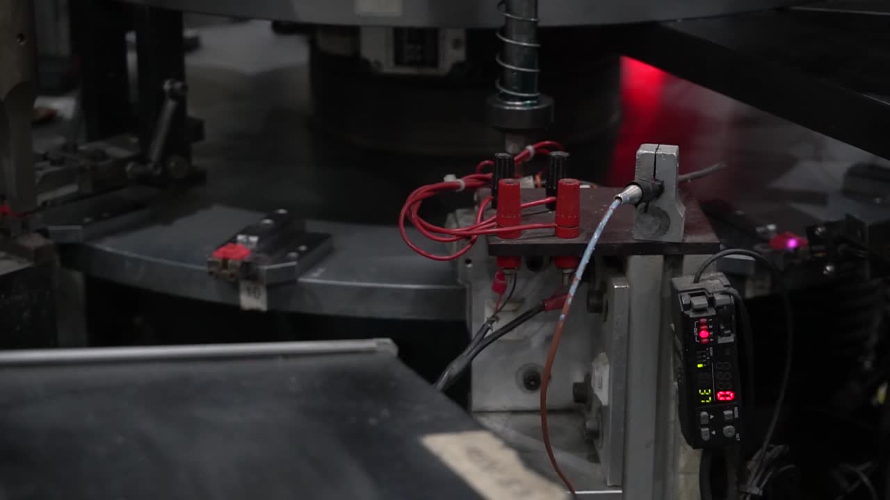 Rotating automated machine