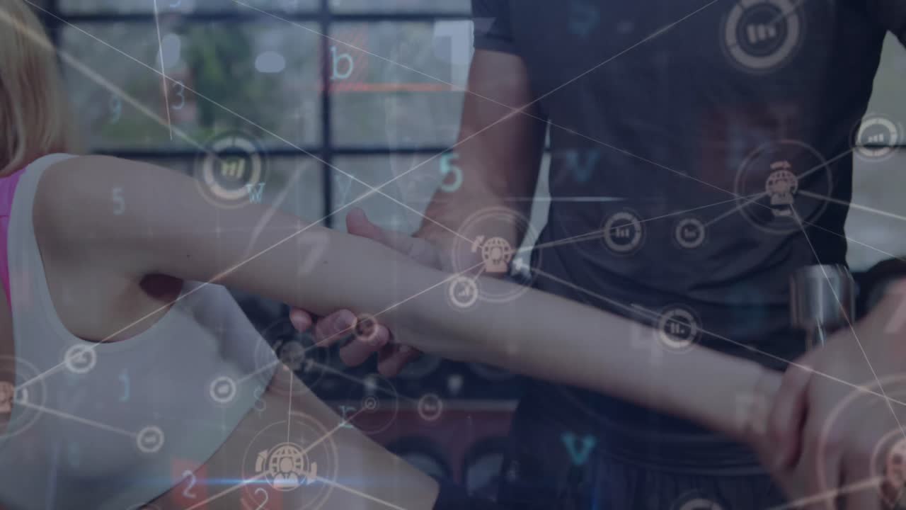 compuesto de texto de advertencia de ataque cibernético y procesamiento de datos sobre el ejercicio de la mujer