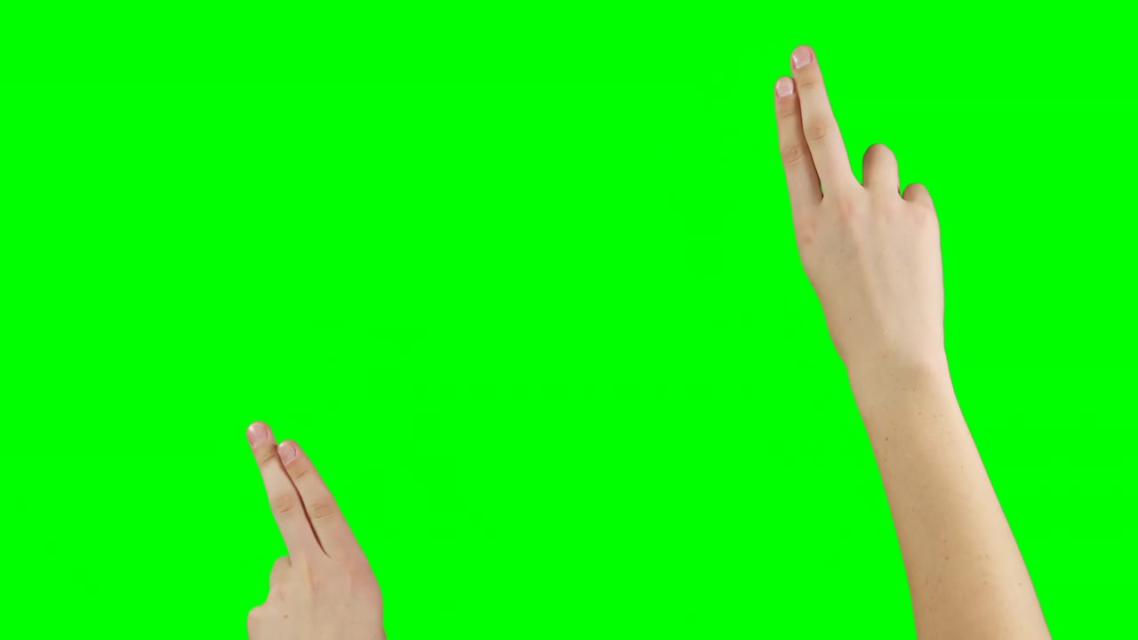 초록색 스크린 배경 에 손 의 제스처 를 하는 사람