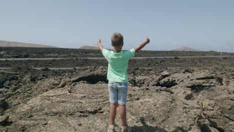 Feeling-the-freedom-and-excitement-with-vast-unique-nature