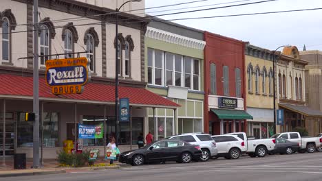 establishing shot of downtown selma alabama