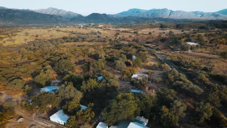 drone disparado sobre la parte superior de un paisaje en méxico