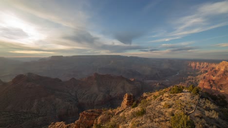 Zeitraffer-Vom-Tag-Bis-Zum-Morgengrauen-über-Den-Malerischen,-Berühmten-Grand-Canyon,-Wunderschöner-Panoramablick