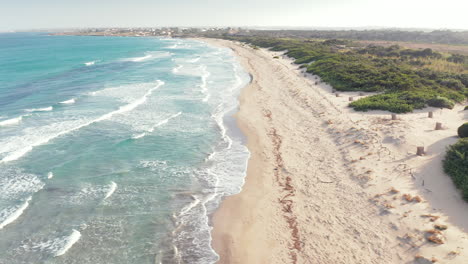 Scenic-Beach-At-Riserva-naturale-orientata-Oasi-Faunistica-di-Vendicari-National-Park-In-Italy---drone-shot