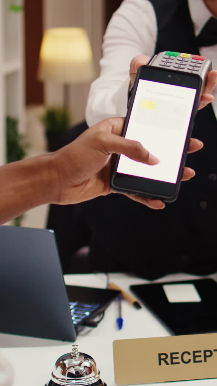 Contactless Payment at Hotel Reception