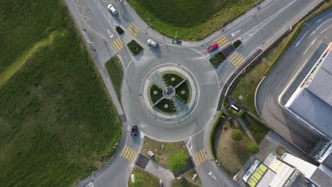 Vista-Aérea-De-La-Rotonda-Drone-4k-Suiza