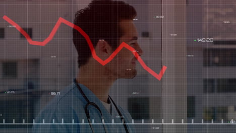 animación del procesamiento de datos sobre el médico masculino caucásico