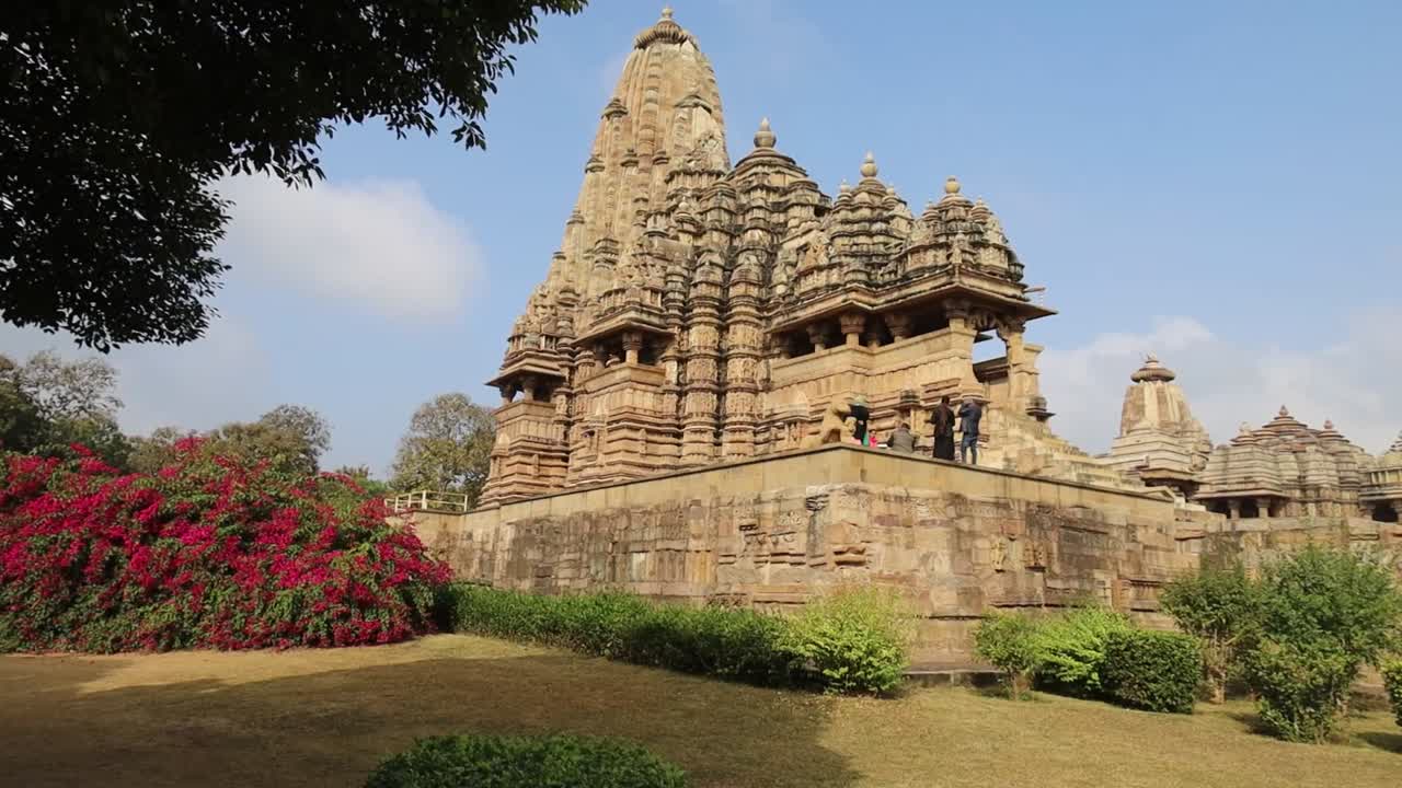kandariya mahadev mandir en el grupo occidental de templos, khajuraho, madhya pradesh