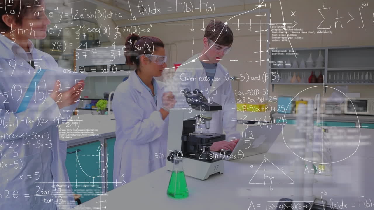 científicos estudiando en un laboratorio