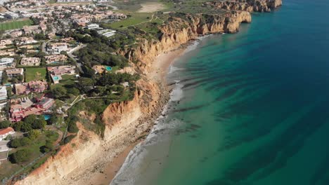 Sandstone-cliffs-of-Ponta-da-Piedade-headland,-Lagos,-Portugal