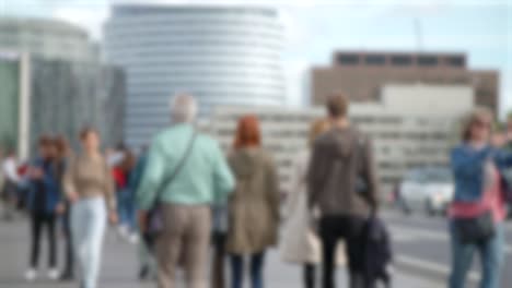 Out-of-focus-Crowd-on-Westminster-Bridge