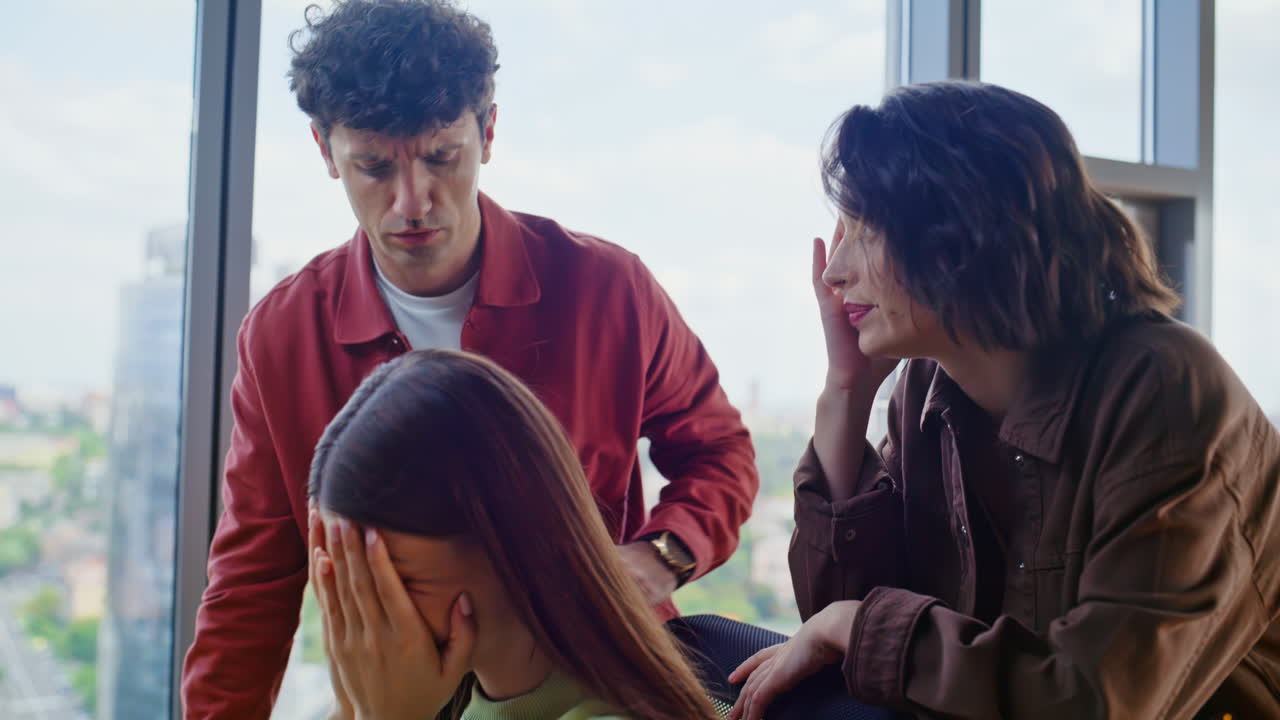 Team managers reacting fail frustrated business problem closeup. Worried group