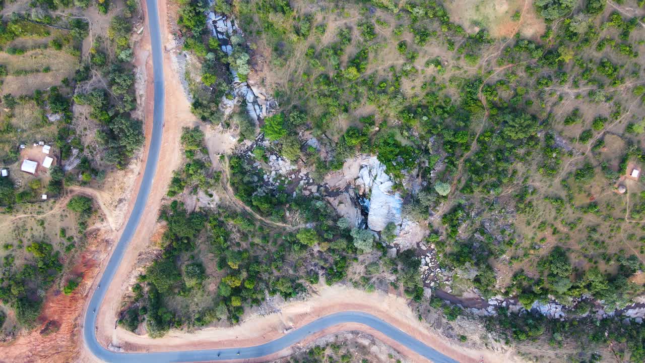 독특한 디자인의 kapenguria kenya 상업 도로