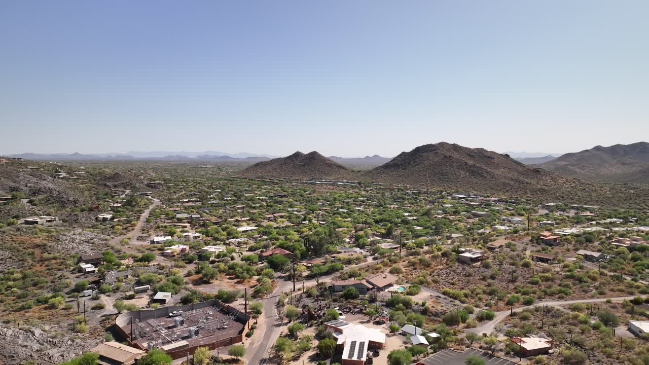 Drone shot of Arizona's rural housing in the heat of the desert